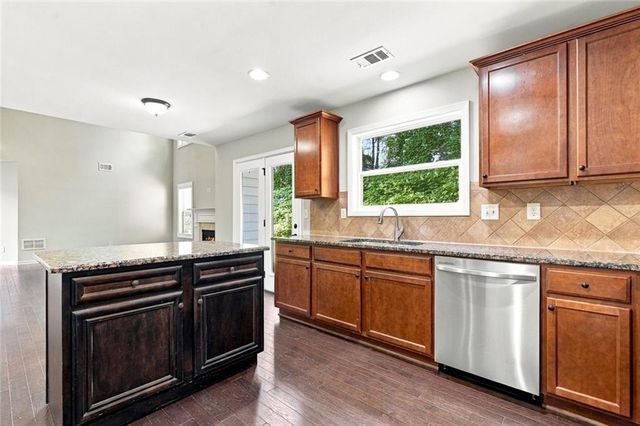 5335 Redfield Way, Cumming, GA 30028