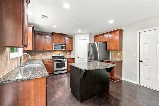 5335 Redfield Way, Cumming, GA 30028