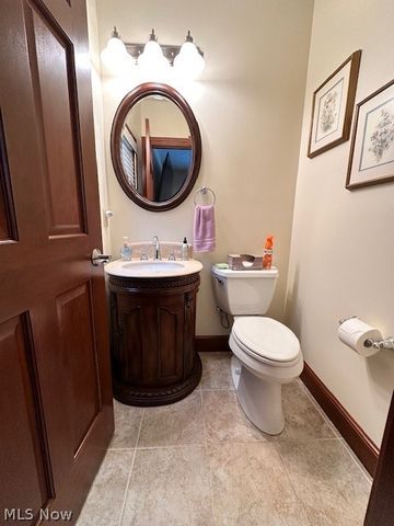 8030 Leaver Avenue NW, Canal Fulton, OH 44614