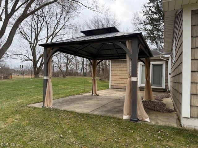 8030 Leaver Avenue NW, Canal Fulton, OH 44614