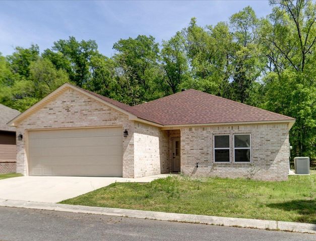 228 Fox Chase Circle, Hot Springs, AR 71913