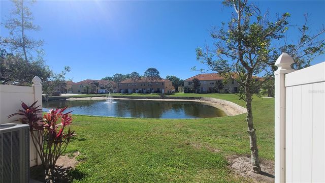 5483 PARADISE CAY CIRCLE, Kissimmee, FL 34746