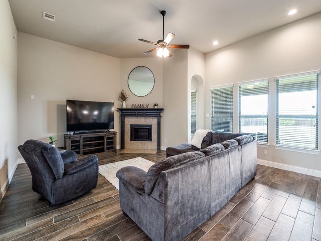 5640 Sunset Ridge, Midlothian, TX 76065