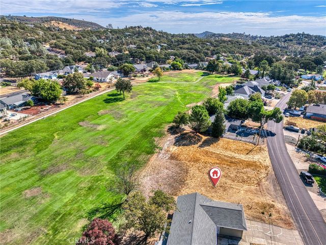 18860 Deer Hollow Rd, Hidden Valley Lake, CA 95467