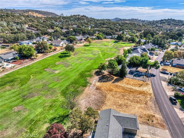 18860 Deer Hollow Rd, Hidden Valley Lake, CA 95467
