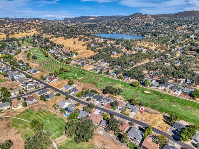 18860 Deer Hollow Rd, Hidden Valley Lake, CA 95467