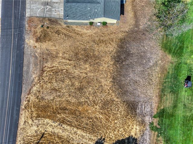 18860 Deer Hollow Rd, Hidden Valley Lake, CA 95467