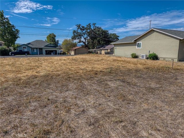 18860 Deer Hollow Rd, Hidden Valley Lake, CA 95467