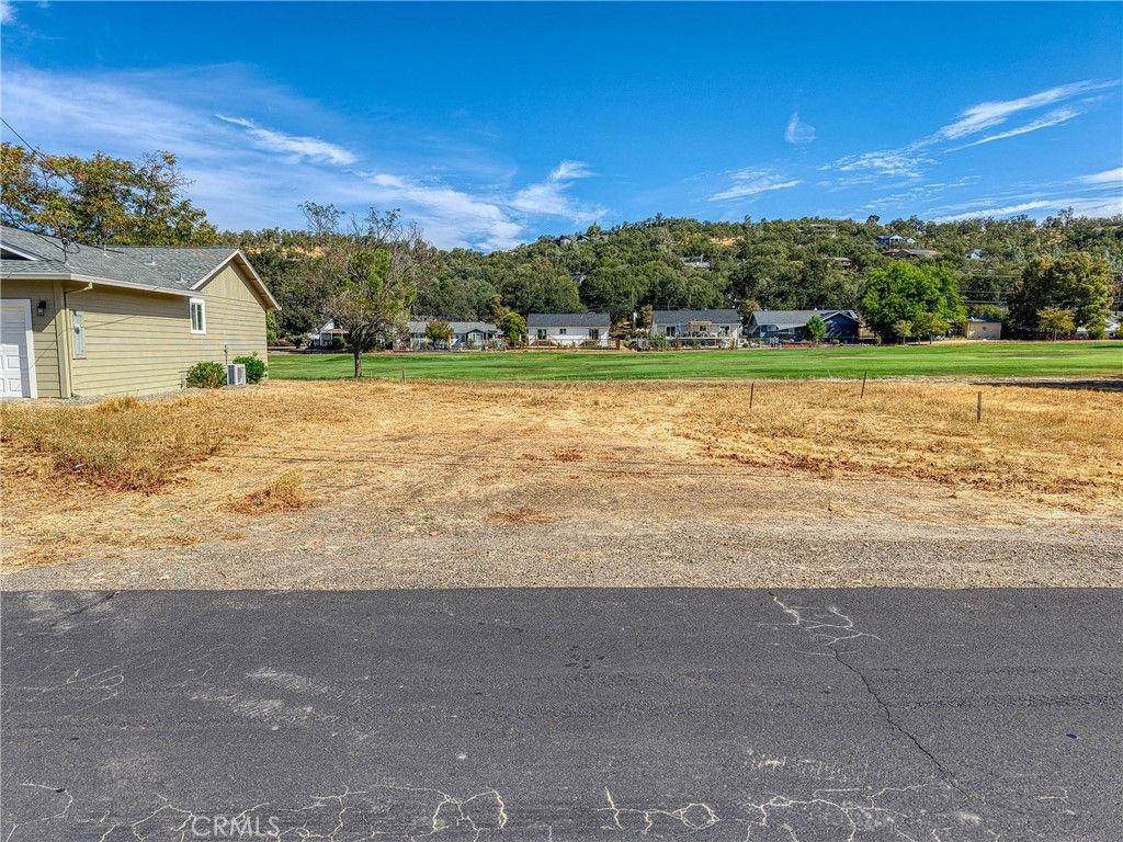 18860 Deer Hollow Rd, Hidden Valley Lake, CA 95467