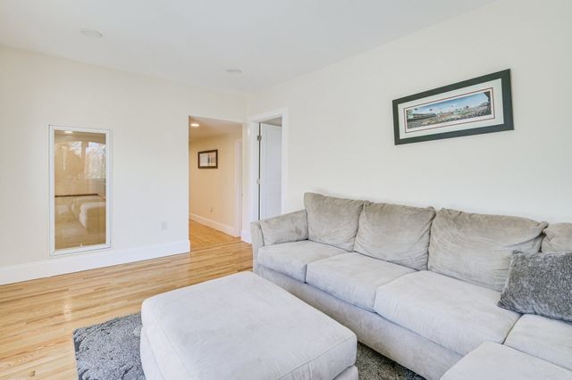 4 Ripley Road, Hull, MA 02045