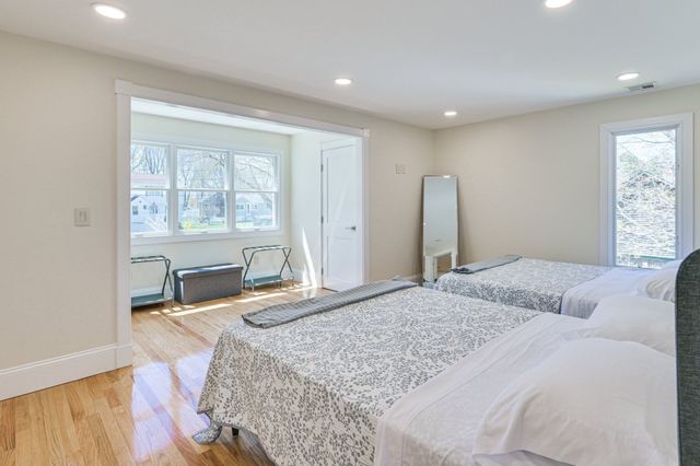 4 Ripley Road, Hull, MA 02045