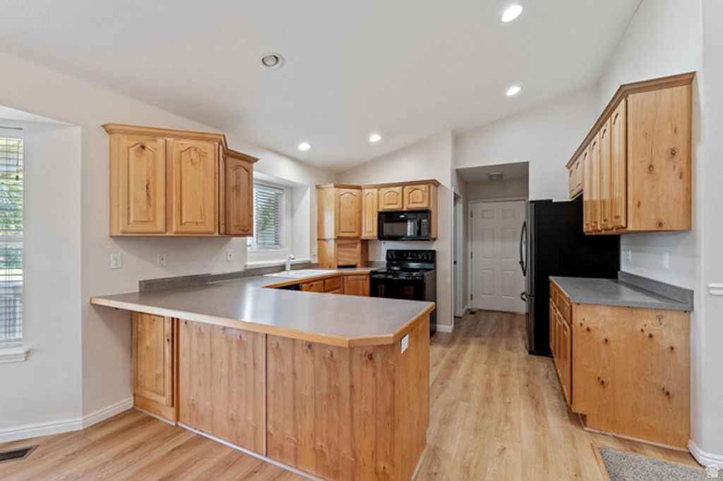 Image 6 of property listing at 1125 N 1270 E, American Fork, UT 84003