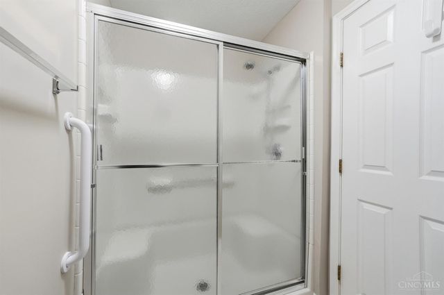 3596 Chestnut Park Lane, Miami Twp, OH 45002