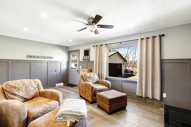 18316 Everglade Drive NE, Wyoming, MN 55092