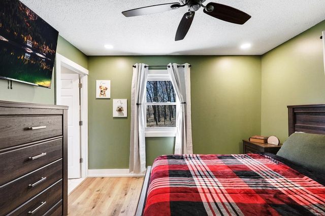 18316 Everglade Drive NE, Wyoming, MN 55092