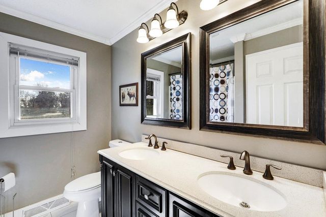 18316 Everglade Drive NE, Wyoming, MN 55092