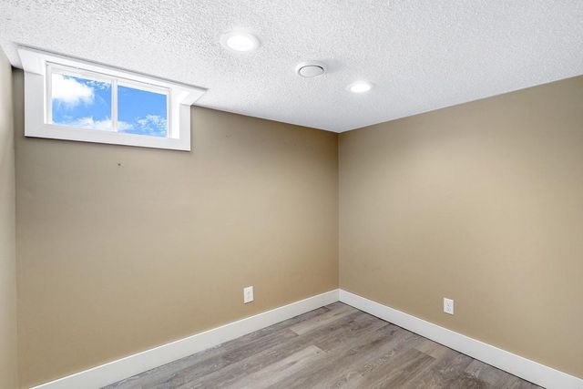 18316 Everglade Drive NE, Wyoming, MN 55092