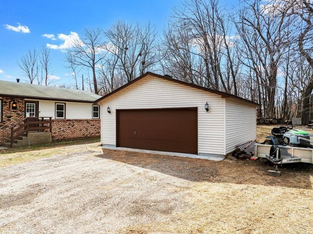 18316 Everglade Drive NE, Wyoming, MN 55092