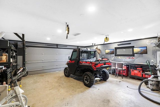 18316 Everglade Drive NE, Wyoming, MN 55092