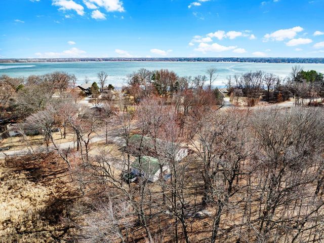 18316 Everglade Drive NE, Wyoming, MN 55092