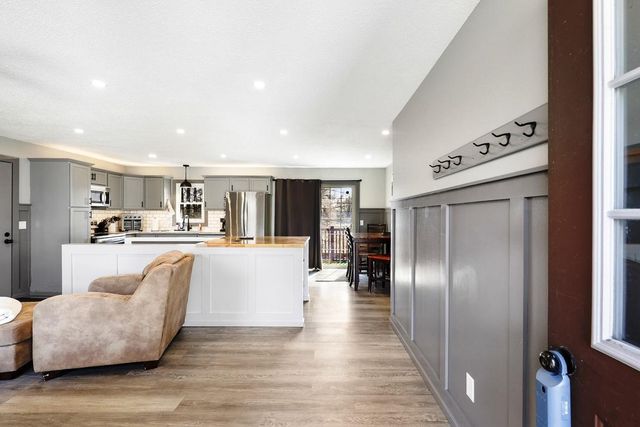 18316 Everglade Drive NE, Wyoming, MN 55092