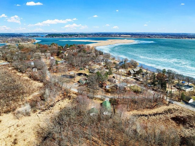 18316 Everglade Drive NE, Wyoming, MN 55092