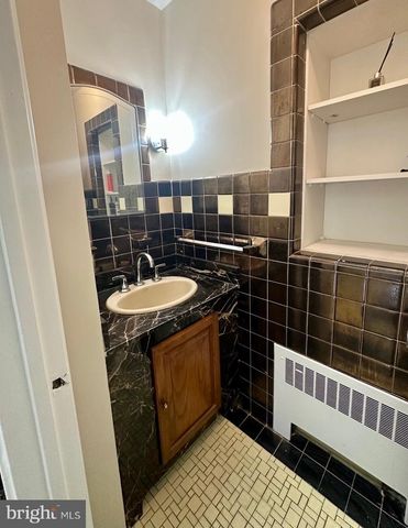 3007 OLIVER ST NW, Washington, DC 20015