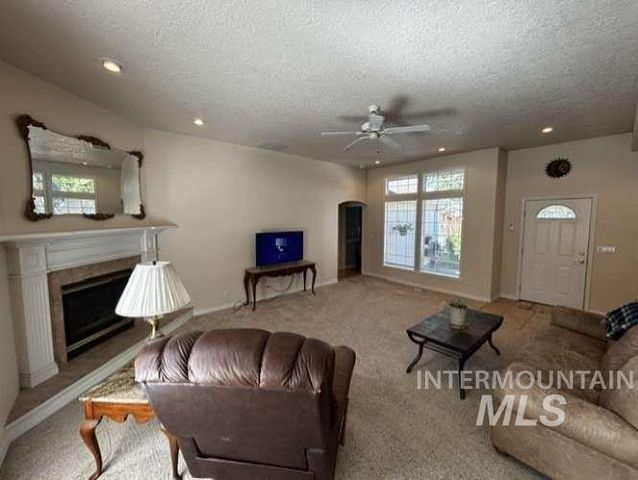 7023 W Everett St, Boise, ID 83704