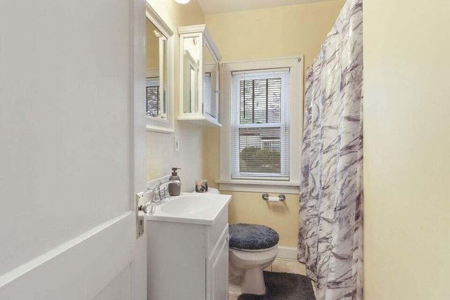 7519 29th AVENUE, Kenosha, WI 53143