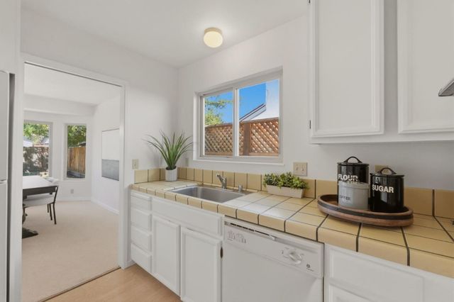 7577 Bollinger Road, Cupertino, CA 95014