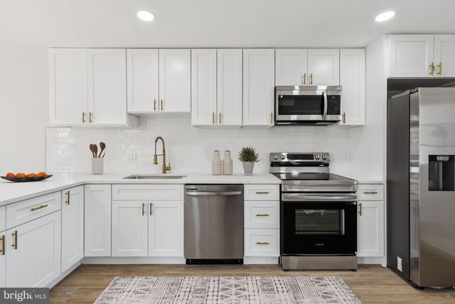 1131 S 53RD ST, Philadelphia, PA 19143