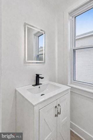 1131 S 53RD ST, Philadelphia, PA 19143