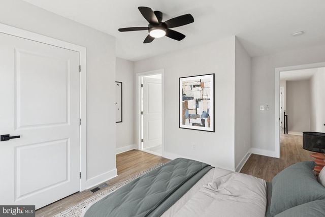 1131 S 53RD ST, Philadelphia, PA 19143