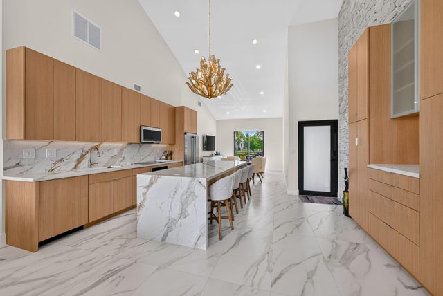 1555 S OCEAN Lane 274, Fort Lauderdale, FL 33316
