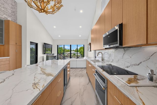1555 S OCEAN Lane 274, Fort Lauderdale, FL 33316