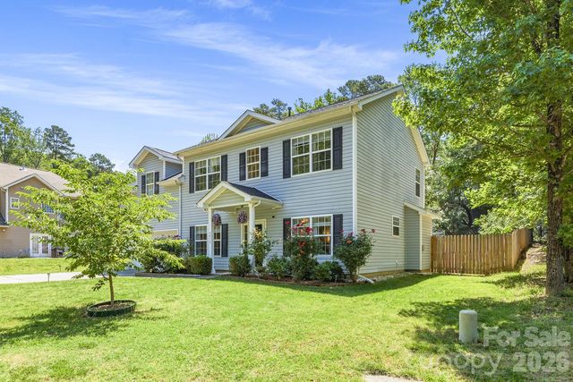 4816 Delprado Circle, Charlotte, NC 28216