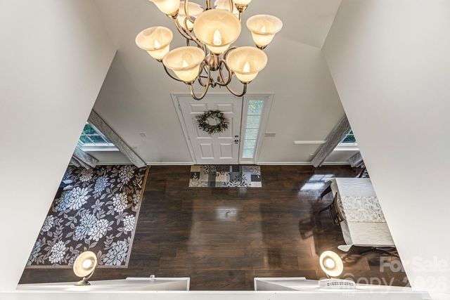 4816 Delprado Circle, Charlotte, NC 28216
