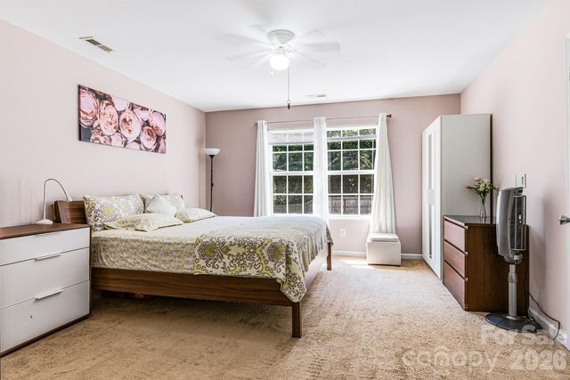 4816 Delprado Circle, Charlotte, NC 28216