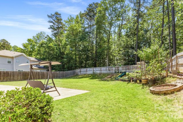 4816 Delprado Circle, Charlotte, NC 28216