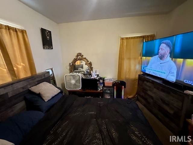 1714 S Twyckenham Drive, South Bend, IN 46613