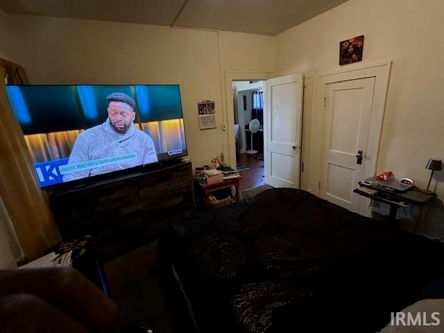 1714 S Twyckenham Drive, South Bend, IN 46613