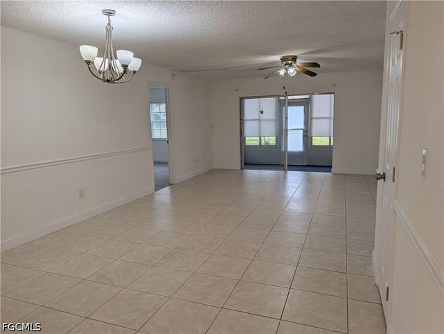 7050 Nantucket CIR 4, North Fort Myers, FL 33917