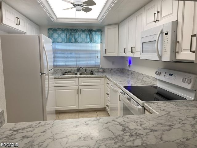 7050 Nantucket CIR 4, North Fort Myers, FL 33917