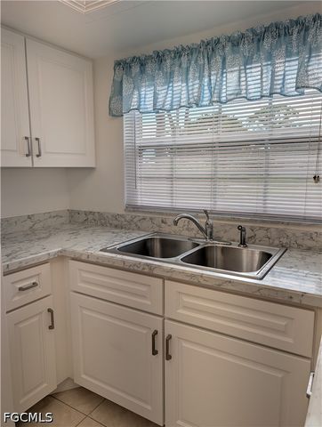 7050 Nantucket CIR 4, North Fort Myers, FL 33917