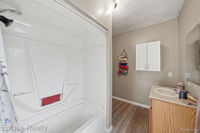 75 E Cicotte Street, River Rouge, MI 48218