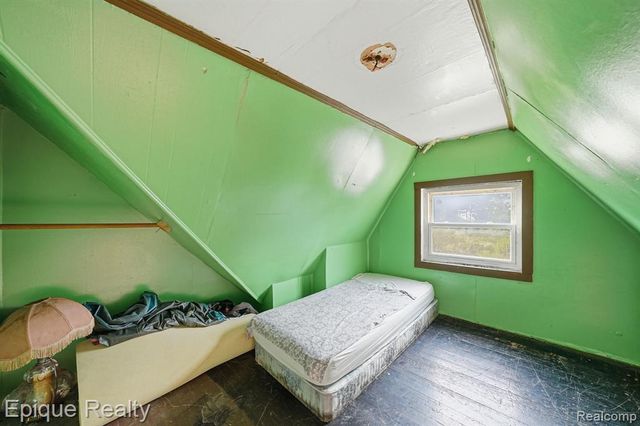 75 E Cicotte Street, River Rouge, MI 48218