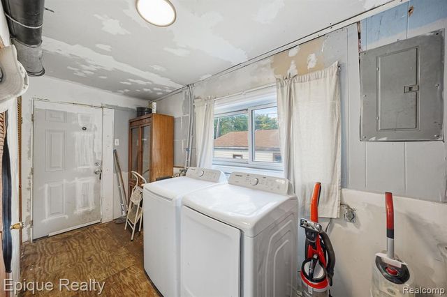 75 E Cicotte Street, River Rouge, MI 48218