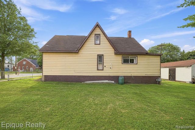 75 E Cicotte Street, River Rouge, MI 48218