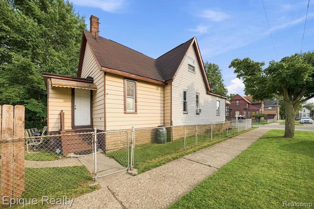 75 E Cicotte Street, River Rouge, MI 48218