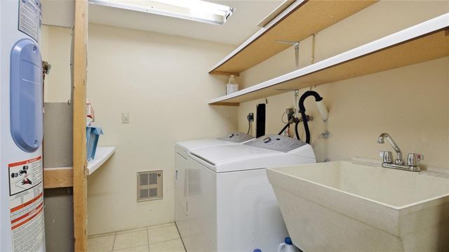 1413 Raedel Road, Eau Claire, WI 54703